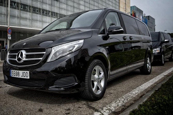 Genoa by Yourself with English Chauffeur - 4 or 8 hrs disposal by car or van - Choosing four hours or eight hours