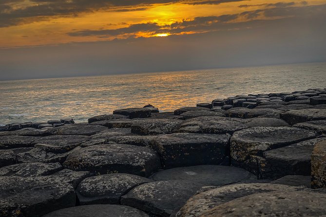 Giants Causeway Tour from Belfast + FREE Belfast Mural Tour - Bushmills Distillery and a short whiskey stop