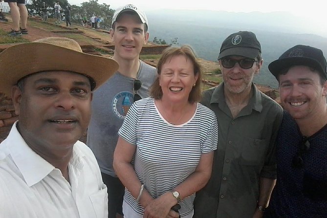 Grand Tour 13 Nights 14 Days Tour with chauffeur Guide - Why this Sri Lanka route works
