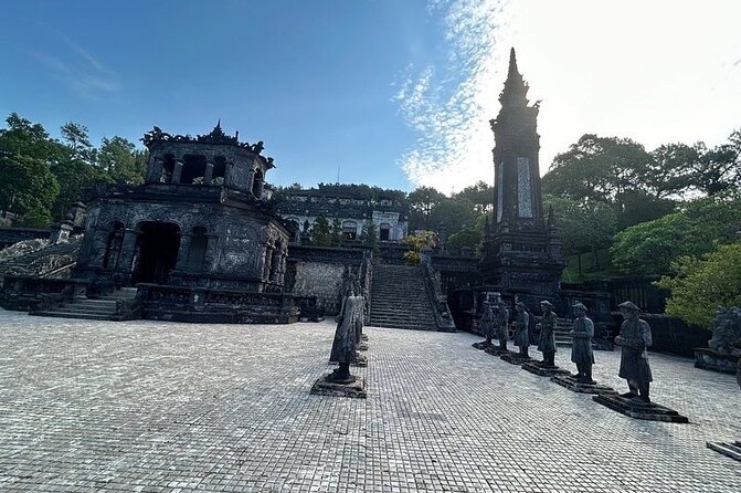Half-Day Ancient hue city private car tour with driver - Thuy Tien Lake and the abandoned water park