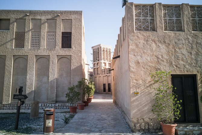 Half Day Dubai City Private Tour in Luxury SUV - What the guide and vehicle add