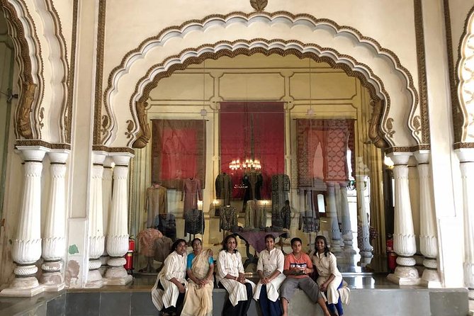 Half day Hyderabad tour about the opulence and splendor of Nizams in private car - Salar Jung Museum and the problem of too much to see