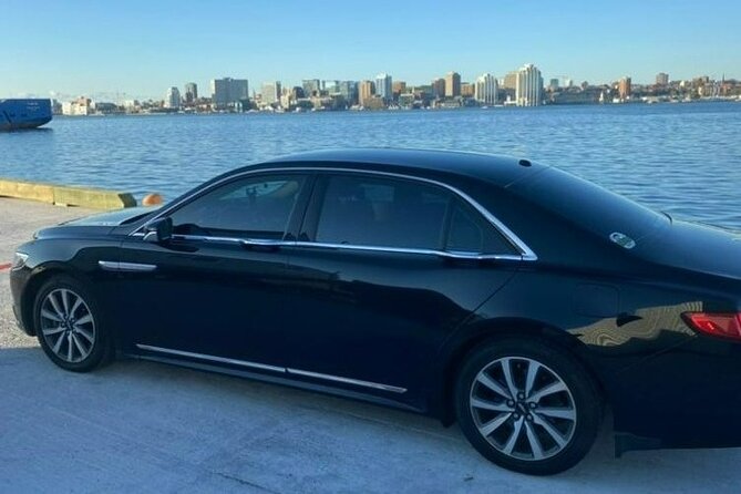 Halifax YHZ Airport Pre-Arranged Luxury Sedan Service - Key points to know before booking