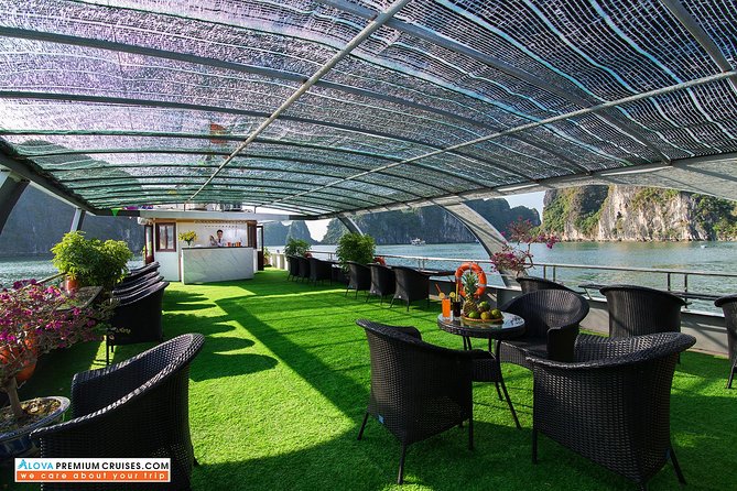 HaLong Bay 1Day 6hrs cruising - Alova Premium Cruise - Limousine - Luon Cave by kayak or bamboo boat