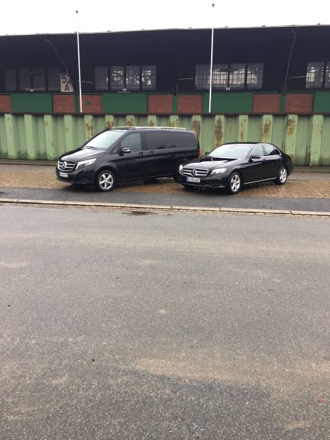 Hamburg: 3-Hour Limousine Tour with Driver-Guide - The harbor: Hamburg’s working front door
