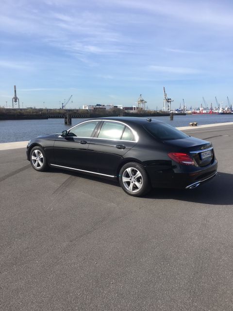 Hamburg: 3-Hour Limousine Tour with Driver-Guide - Köhlbrandbrücke and the wide city view
