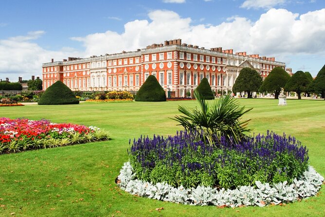 Hampton Court Palace & Windsor Castle Private Car Tour from London - Is $974.12 Per Person a Fair Price?