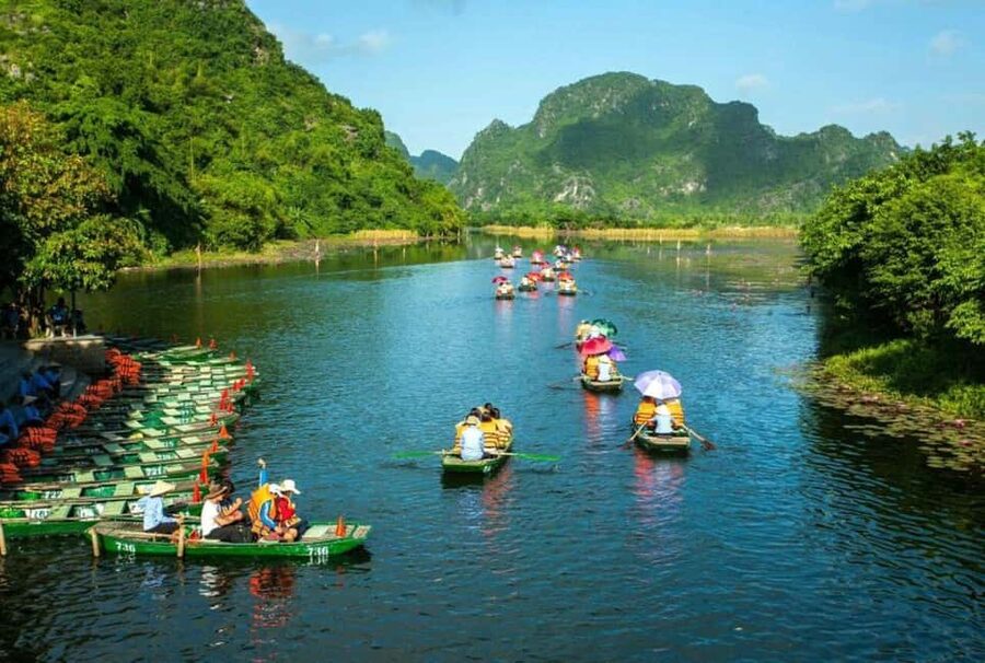 Hanoi: Full-Day Hoa Lu - Trang An & Mua Cave by Limousine - Key points to know before booking