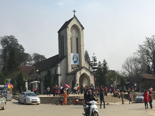 Hanoi - Sapa Luxury Limousine Daily Transfer - What the five-hour mountain road gives you
