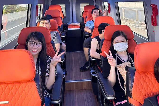Hanoi To Sapa or Return Luxury Limousine Bus Transfer - What the limousine ride is like
