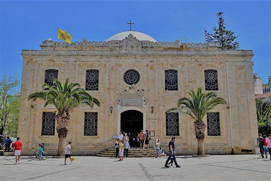 Heraklion: City Highlights with a Private Driver - A private car makes the six-hour schedule practical