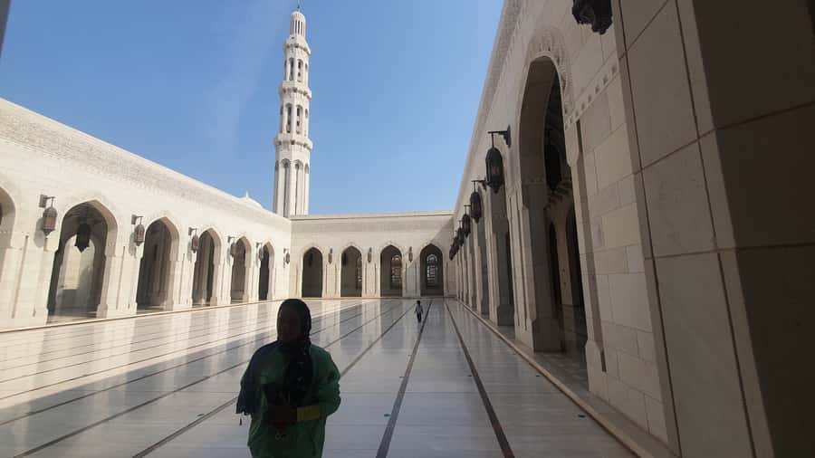 Highlights of Muscat city tour in private car with guide - A practical first look at the Muscat route