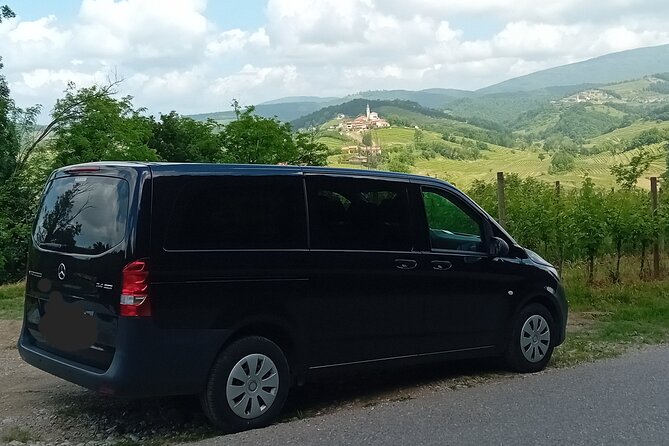 hire with driver private transfer - A private ride built around your route