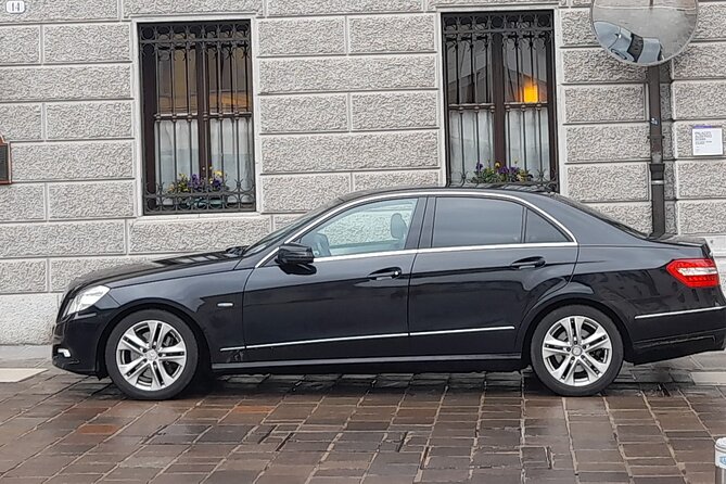 hire with driver private transfer - Airport and port transfers in northeastern Italy
