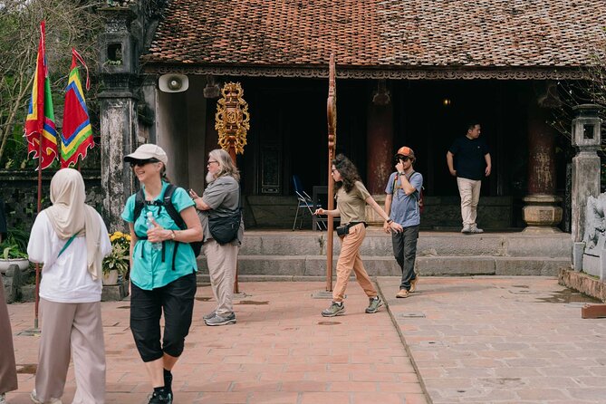 Hoa Lu – Tam Coc Full-Day Tour from Hanoi with Limousine Transfer - Vietnamese lunch before the boat ride