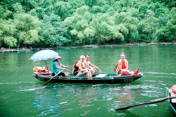 Hoa Lu - Tam Coc Luxury Small group 1D: Limousine bus, biking, boat trip, Lunch - Is the $199 price good value?