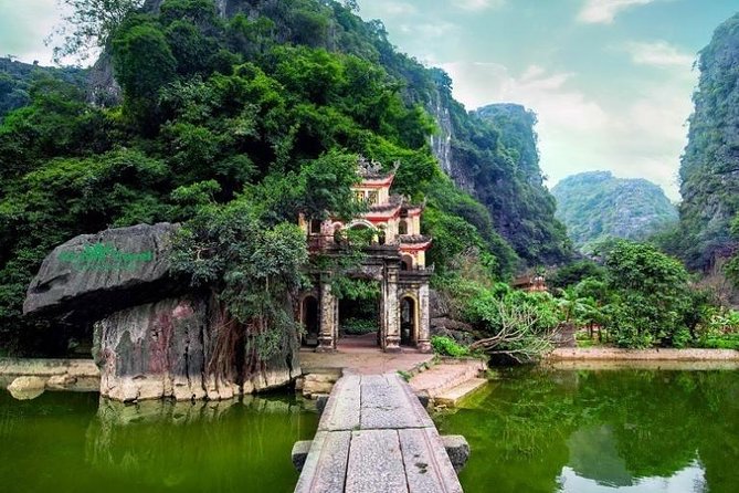 Hoa Lu -Tam Coc - Mua Cave Full Day Trip with Limousine Bus - Lunch and the practical value of the inclusions