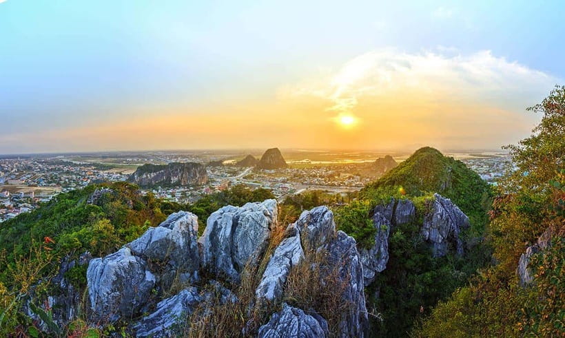 Hoi An/Da Nang: My Son Sanctuary - Golden Bridge by Car - One private car, three very different stops