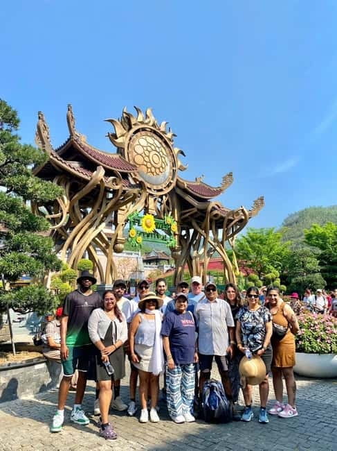 Hoi An/Da Nang: Private Car to BaNa Hills - Golden Bridge - Walking across the Golden Bridge