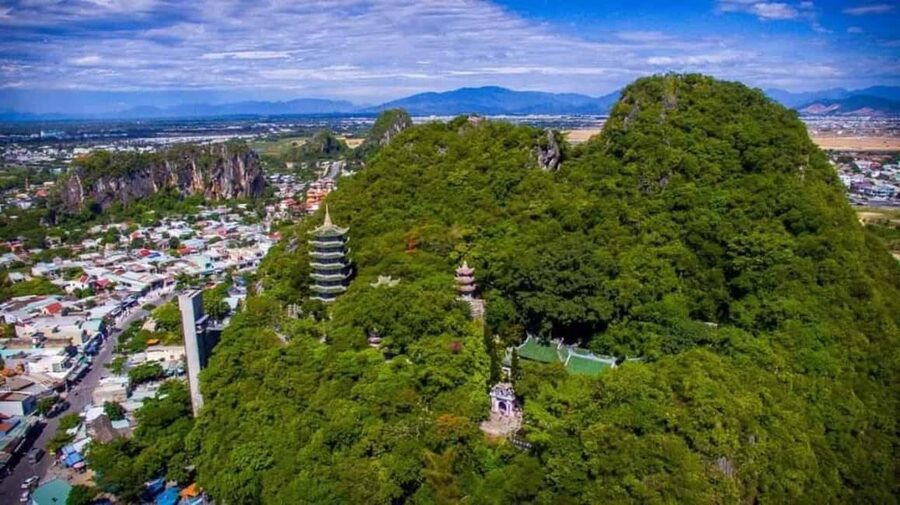 Hoi An/DaNang: Private Car Marble Mountain & Golden Bridge - Ba Na Hills after the bridge