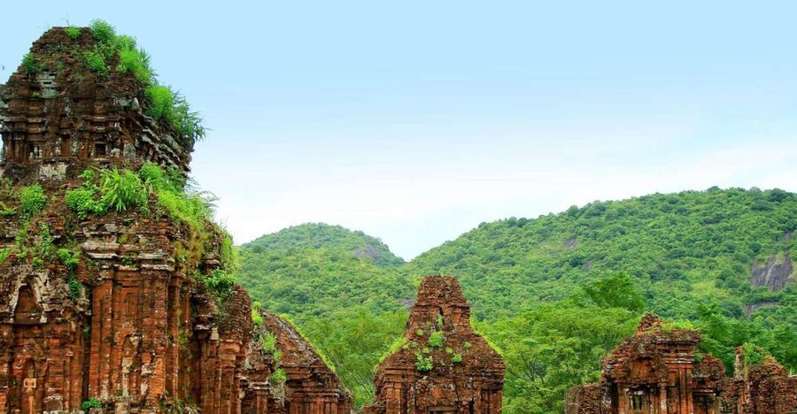 Hoi An: Exploring Hoi An City By Private Car - Tra Que Vegetable Village and the working countryside