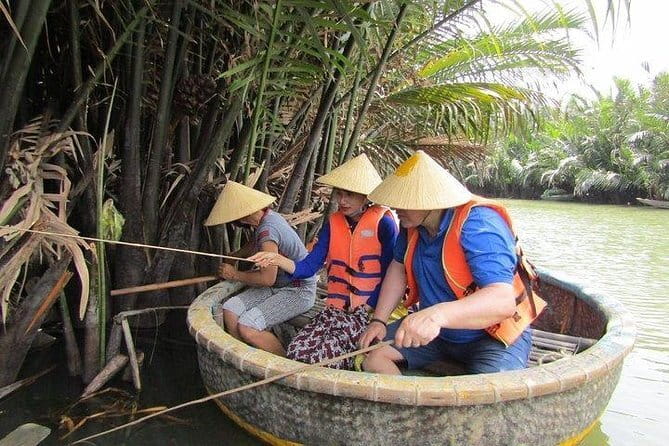 Hoi An - Hue: Daily Limousine Bus - Booking details that matter