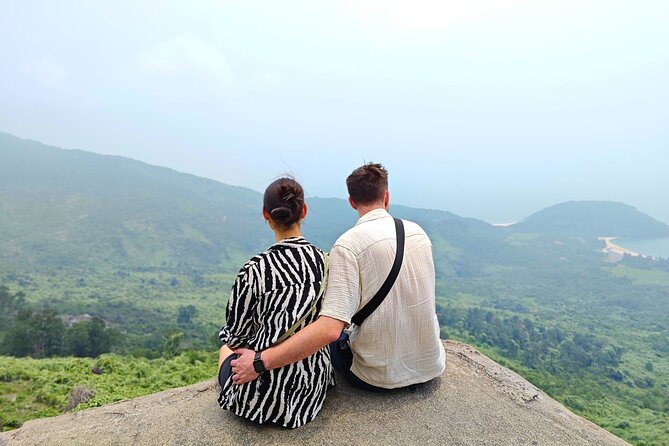 Hoi An: Private Car To Hue via Many Attraction(One-way) - What the Driver Service Adds