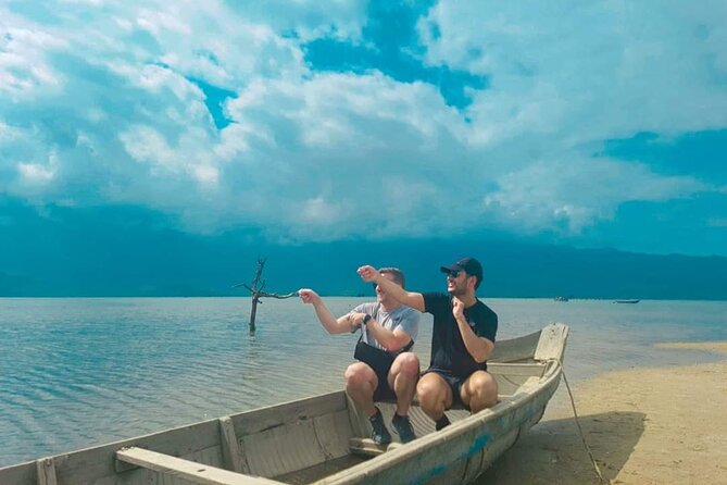Hoi An: Private Car To Hue via Many Attraction(One-way) - Marble Mountains: Allow the Full 90 Minutes