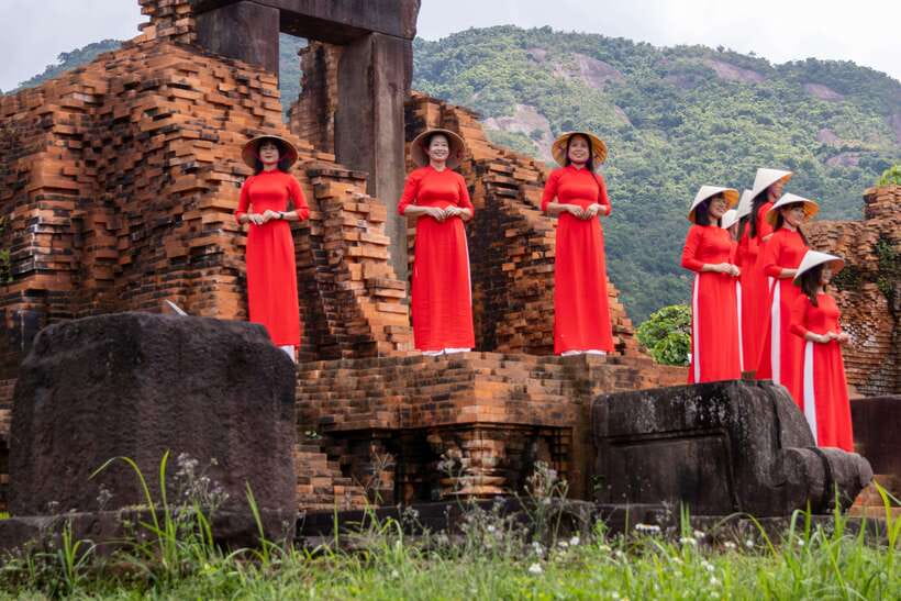 Hoi An: Private Car to Hue with Fabulous Stops Along the Way - Optional route 3: An Bang Cemetery, the City of Ghosts