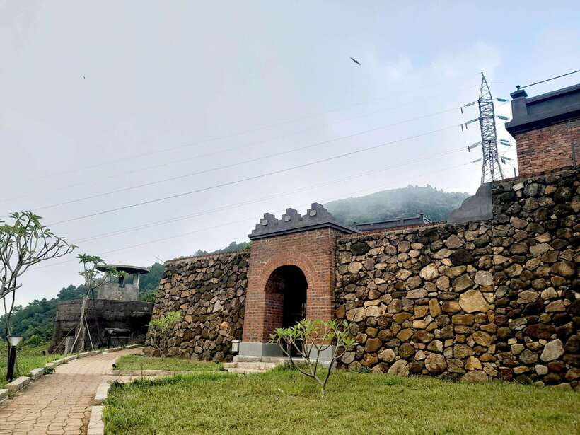 Hoi An: Private Car to Phong Nha with Sightseeing Stops - Key points to know before booking