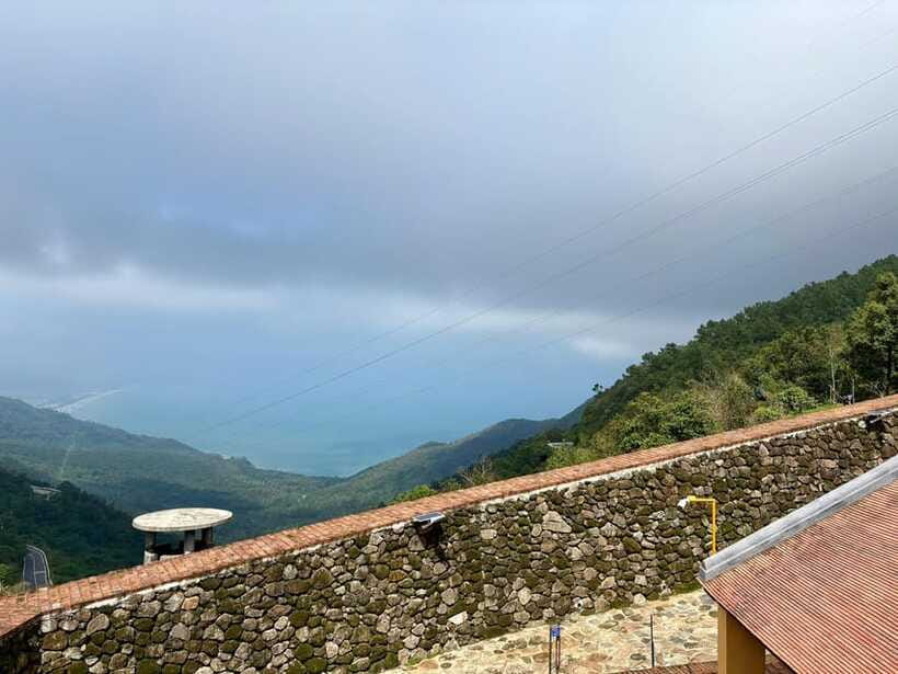 Hoi An: Private Car to Phong Nha with Sightseeing Stops - Should you book the Hoi An to Phong Nha route?
