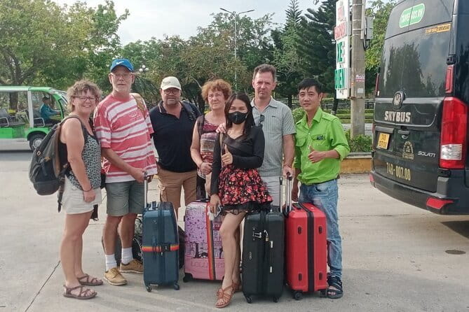 Hoi An to Da Nang Transfer - By Car - A useful example of how changes may be handled