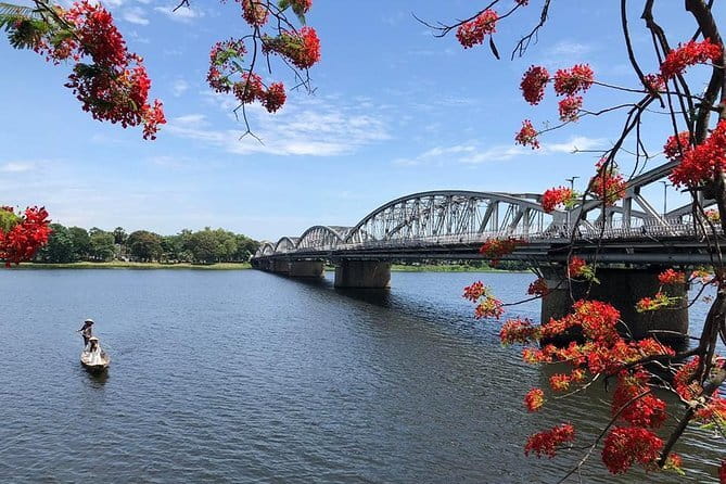 Hoi An to Da Nang Transfer - By Car - Timing, booking, and cancellation details