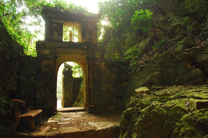 Hoi An To Hue By Private Car via Hai Van Pass, Golden Bridge - Hai Van Pass and the move from coast to mountain