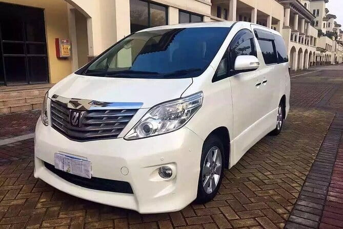 Hong Kong Airport Chauffeur Service, Hong Kong Airport Transfer - A straightforward ride from Hong Kong airport to your hotel