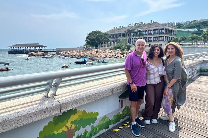 Hong Kong City Highlights and Hidden Gems by Private Car - Kowloon markets and everyday city life