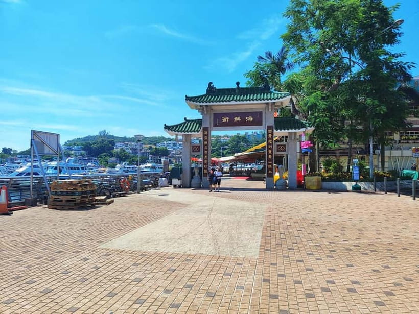 Hong Kong | Hiking and Hidden Gems Tour with Private Driver - A possible Sampan ride along the Sai Kung coast