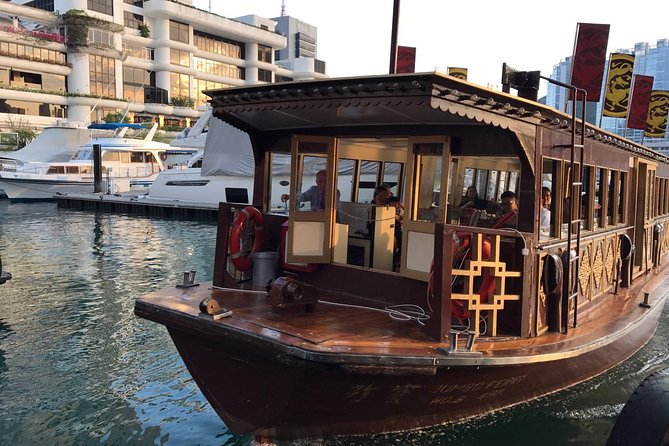 Hong Kong｜Private Sightseeing Tour with Local Driver-Guide - Aberdeen Fishing Village adds human scale