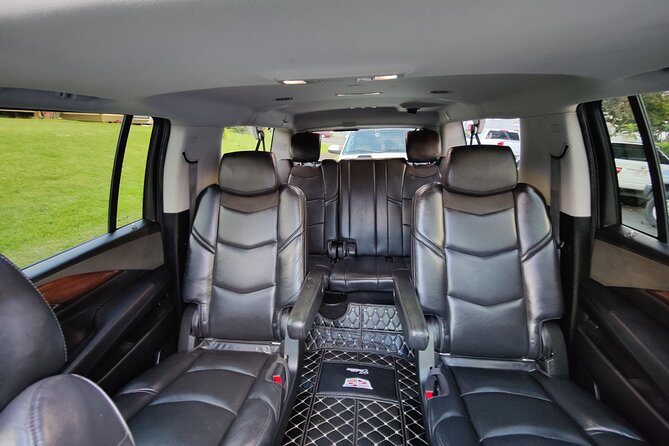 Honolulu Airport & Waikiki Hotels Private Transfer by Luxury SUV(up to 5 people) - Luxury SUV comfort for up to five people