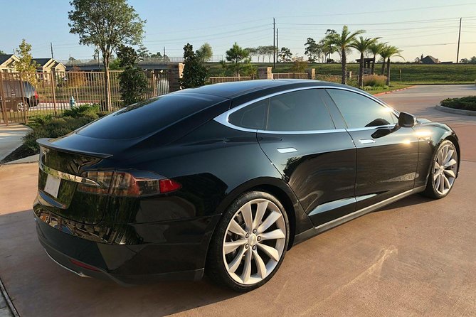 Houston Airport & Galveston cruise Port Transportation, SUV, Sedan&Limo Service - Choosing between a sedan, SUV, and limo