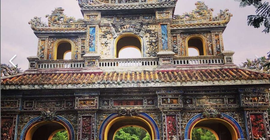 Hue City Private Car Charter (3-5 attractions) - A private car is the right way to link Hue’s scattered sights