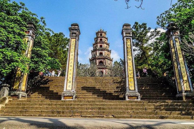 Hue City Sightseeing Private Car with English Speaking Driver - Thuy Tien Lake and the incense village