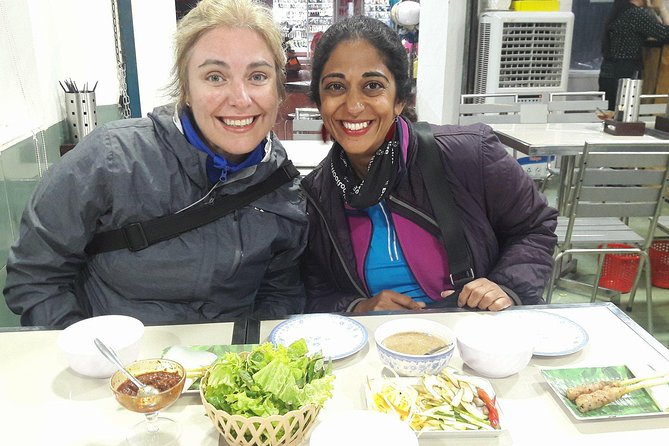 Hue Food Tour by Walking or Cyclo or Motorbike with Driver - Starting at Dong Ba Market