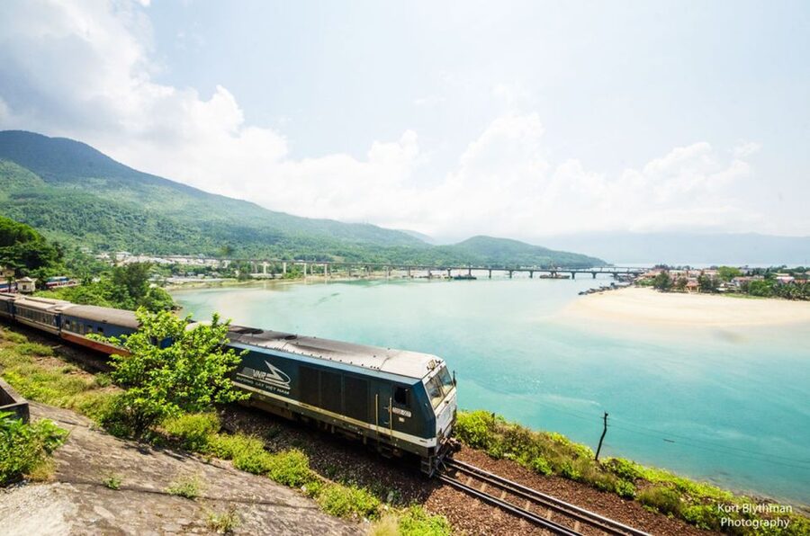 Hue: Private Car to Hoi An via Fabulous Stops - What the driver adds to the journey