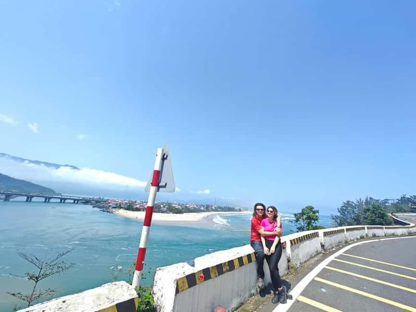 Hue: Private Car to Hoi An via Fabulous Stops - Marble Mountains, caves and temples in Da Nang