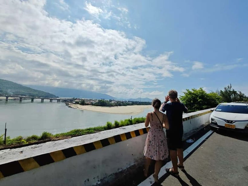 Hue: Private Car to Hoi An via Fabulous Stops - The Golden Bridge and Ba Na Hills option