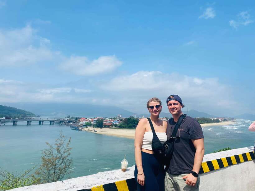 Hue : Private Car to Hoi An via HaiVan pass & City of Ghosts - Hai Van Pass, sharp bends and old military posts