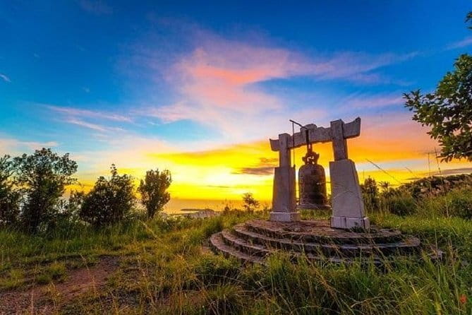Hue to Danang via Hai Van Pass by Private Car - Hai Van Pass, the main scenic payoff