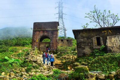 Hue To Hoi An by Private Car via Hai Van Pass, Golden Bridge