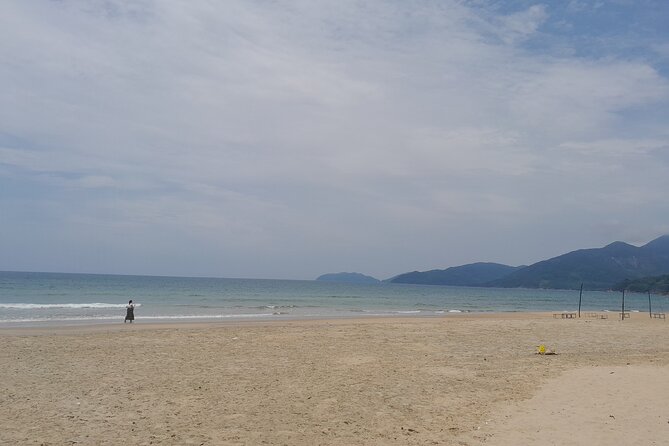Hue to Hoi An by Private Car via Sightseeing Stops - What the driver does, and what the driver does not do